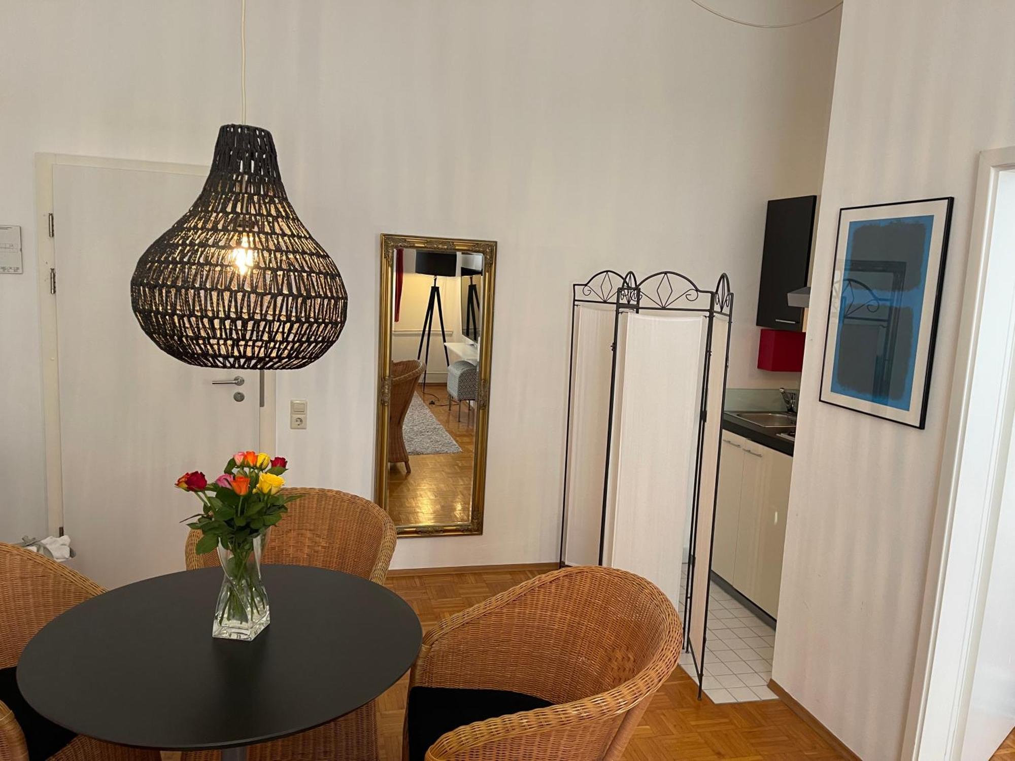 Whliving - Apartments & Studios In Konstanz Bagian luar foto