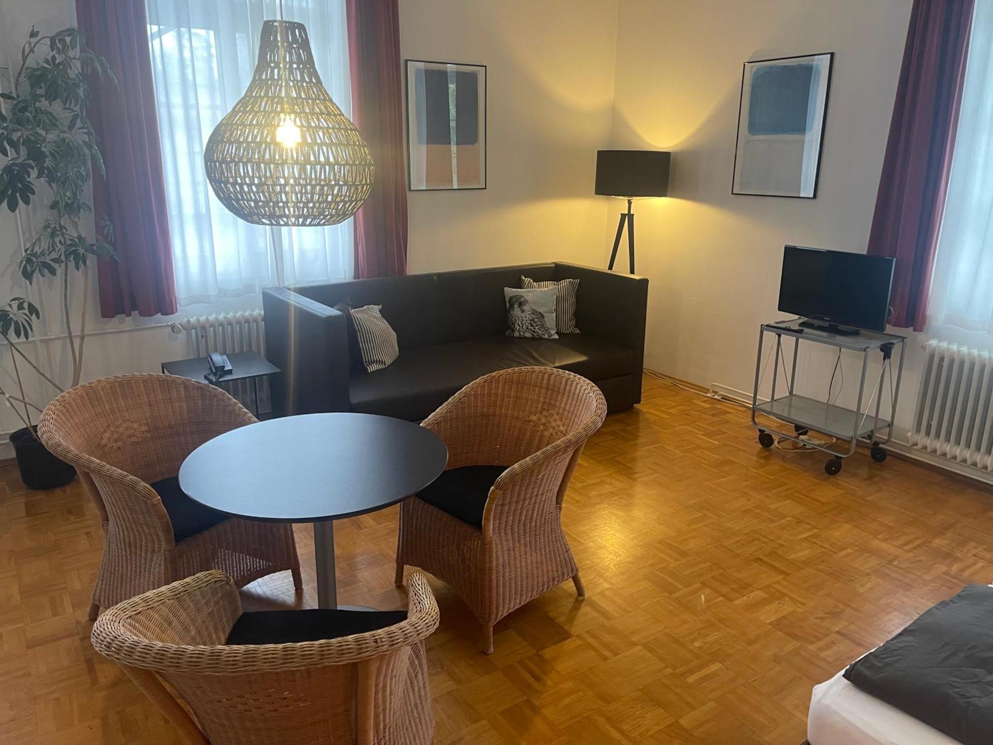 Whliving - Apartments & Studios In Konstanz Bagian luar foto
