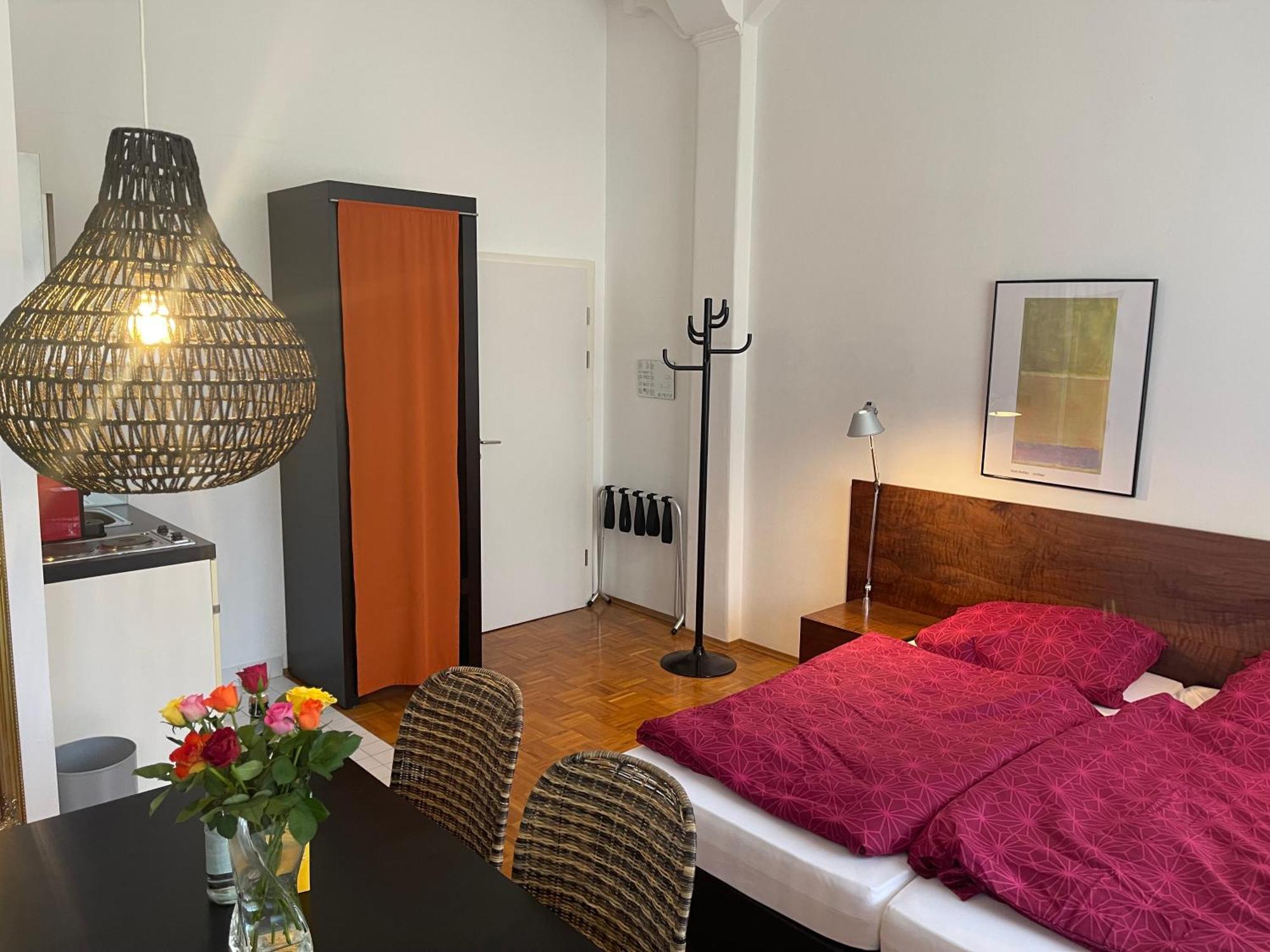 Whliving - Apartments & Studios In Konstanz Bagian luar foto