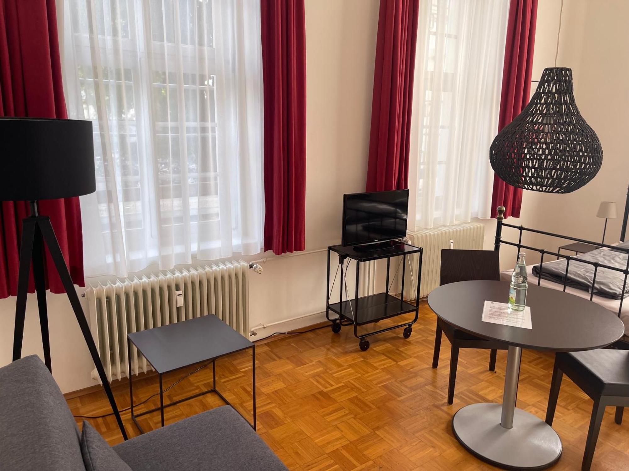 Whliving - Apartments & Studios In Konstanz Bagian luar foto